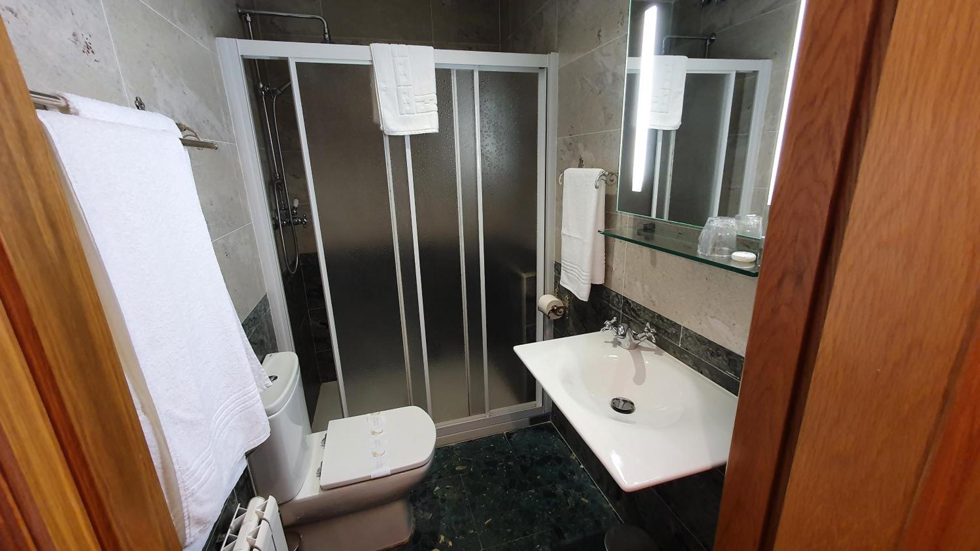 Hostal Ansonea Bera  Habitación foto